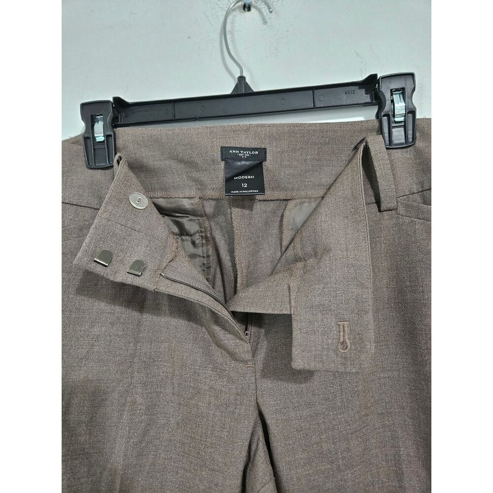 Ann Taylor Modern Fit Trouser Flare Leg Pants Brown Mid-Rise Sz 12 Large Stretch - Picture 4 of 6